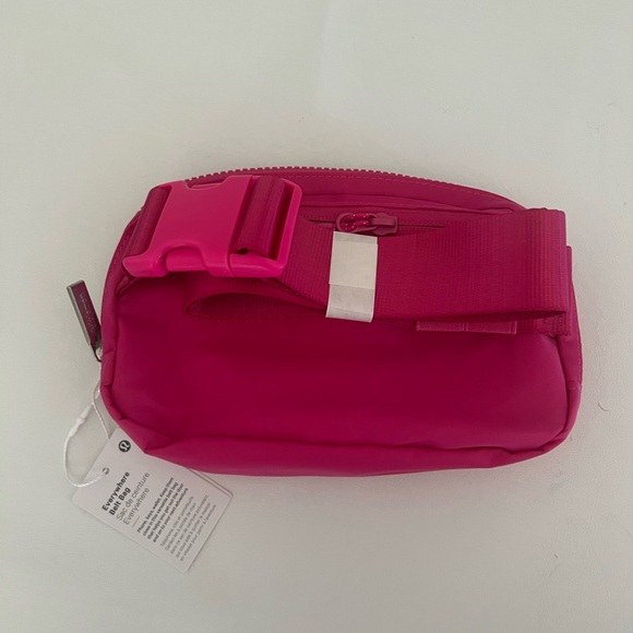 Lululemon everywhere belt bag - Picture 8 of 8
